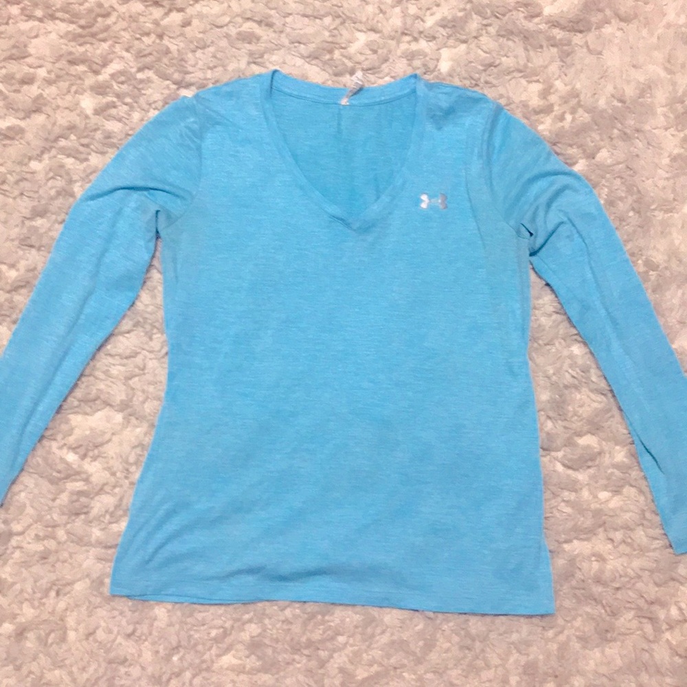 ❌SOLD❌Under Armour Shirt